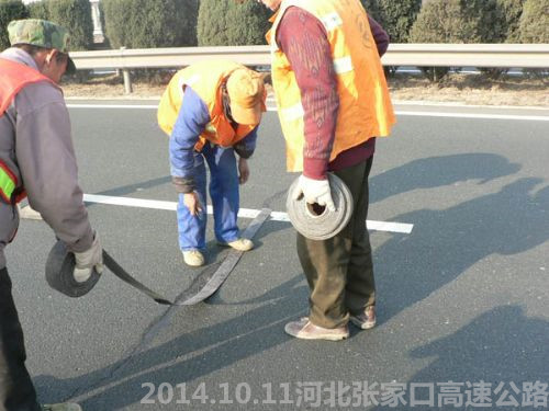 ���̰���